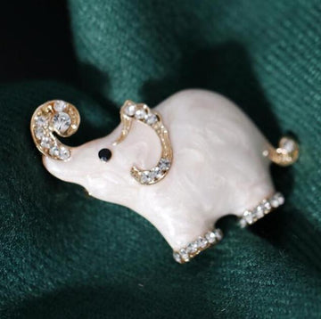 XSB127 - Elegant Elephant Fashion Saree Brooch